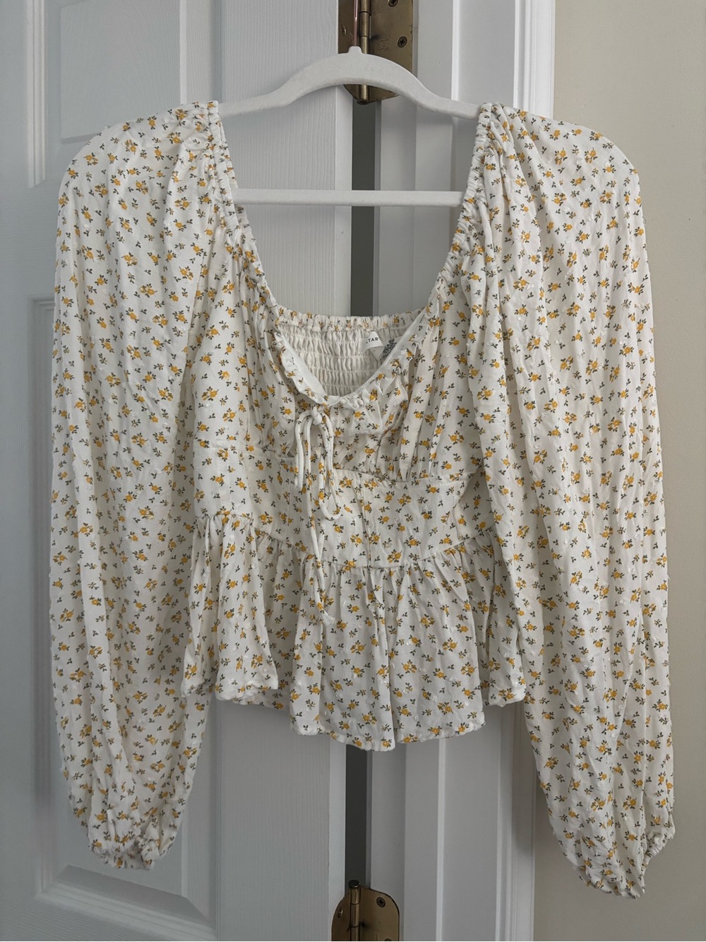 Alter’d State Floral Peplum Blouse White Yellow Size Small